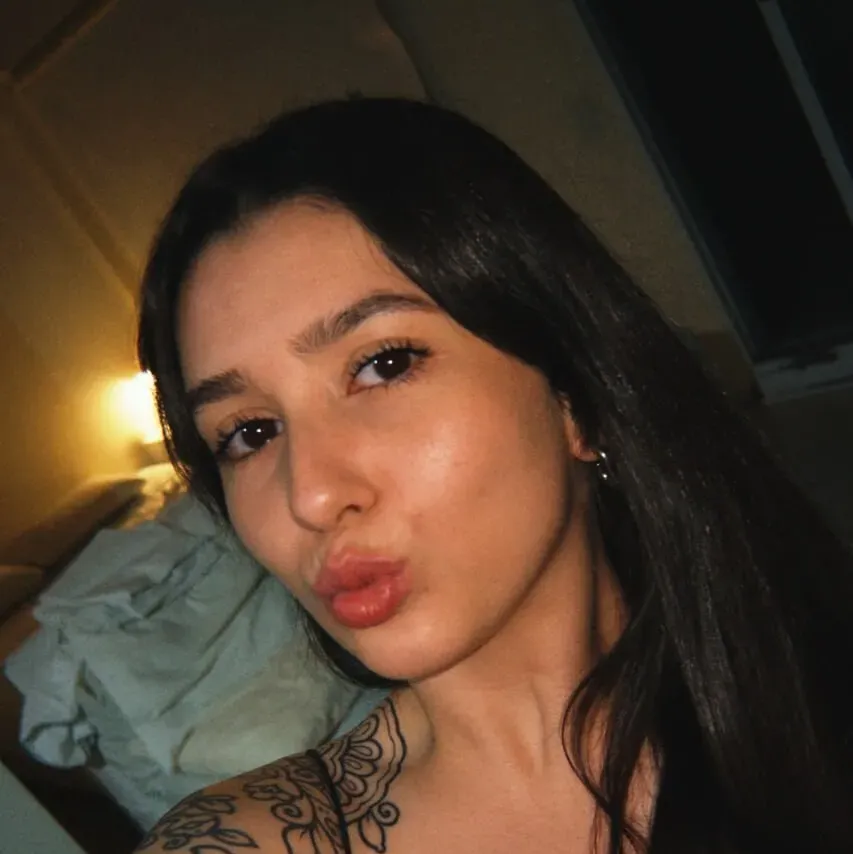 
                        Dakota
                     is Female Escorts. | Yellowknife | Northwest Territories | Canada | escortsaffair.com 
