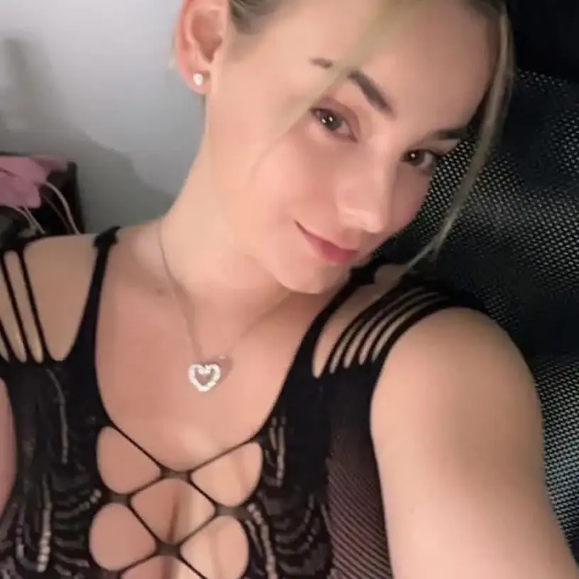 Tracy is Female Escorts. | Redding | California | United States | escortsaffair.com 