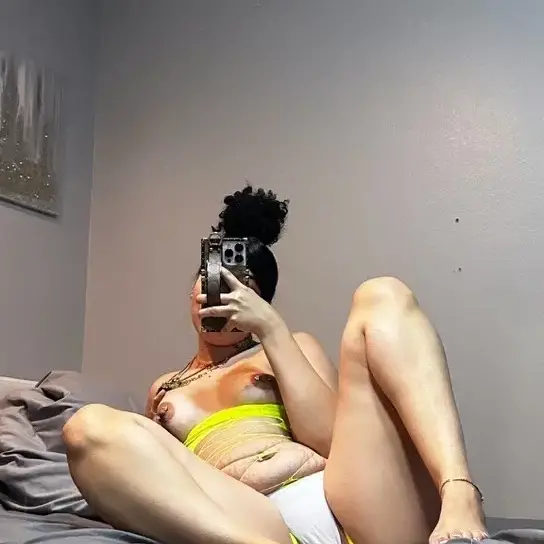 Janet is Female Escorts. | Vancouver | British Columbia | Canada | escortsaffair.com 