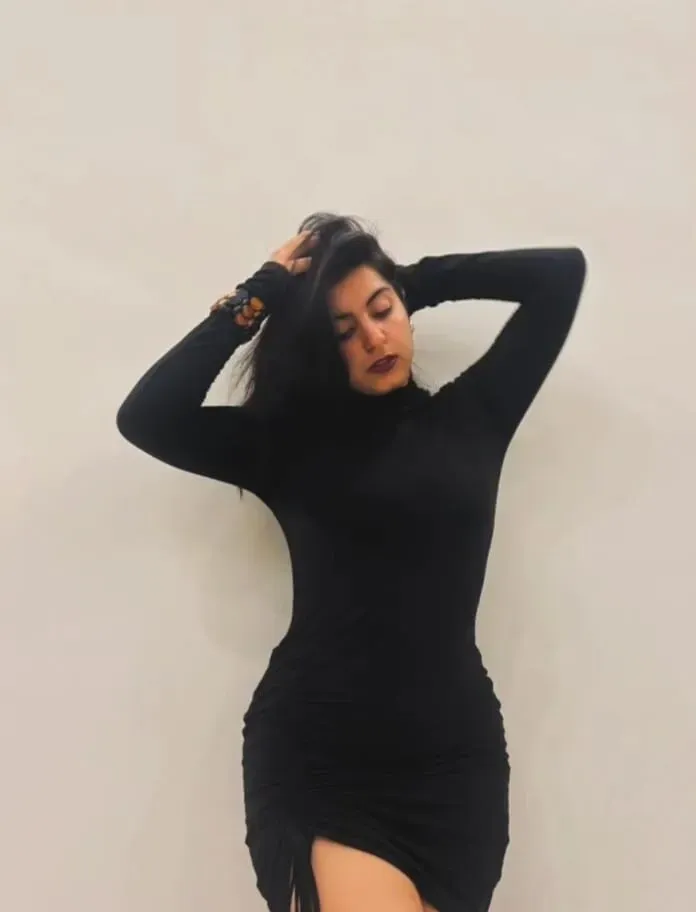 new indian girl available in your town 24x7 for fun profile image