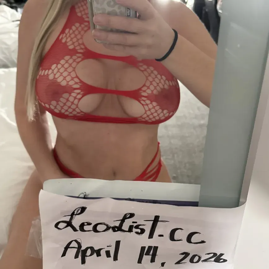 
                        Jenna
                     is Female Escorts. | Saskatoon | Saskatchewan | Canada | escortsaffair.com 