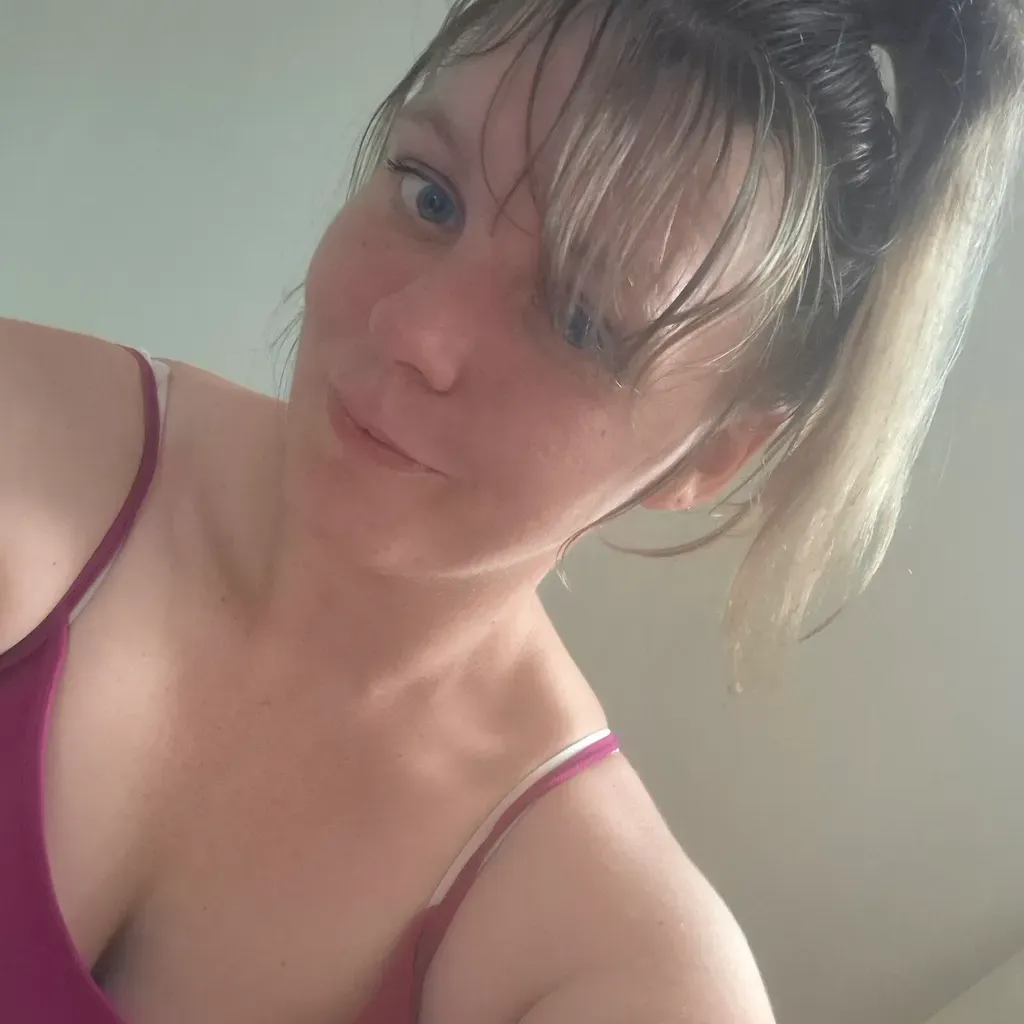 
                        Emily
                     is Female Escorts. | Ottawa | Ontario | Canada | escortsaffair.com 