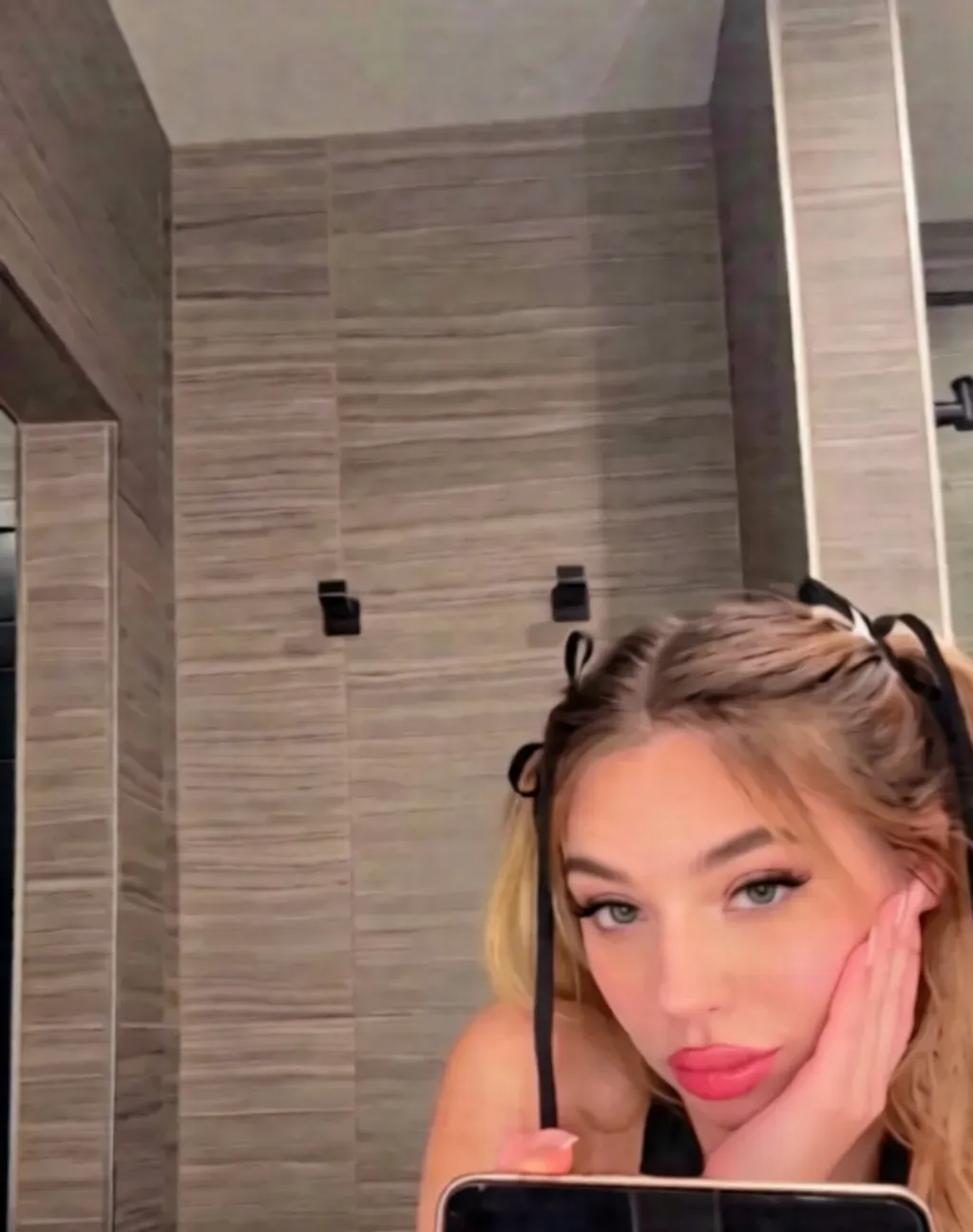 𝐁𝐀𝐂𝐊 𝐈𝐍 𝐓𝐎𝐖𝐍 𝑷𝒆𝒓𝒇𝒆𝒄𝒕 𝑩𝒐𝒎𝒃𝒔𝒉𝒆𝒍𝒍 2 Hour Special ! ONLY OUTCALL profile image