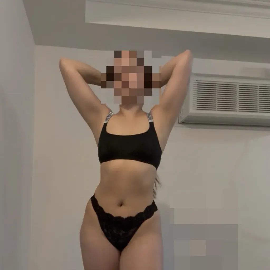 
                        Lola
                     is Female Escorts. | Toronto | Ontario | Canada | escortsaffair.com 