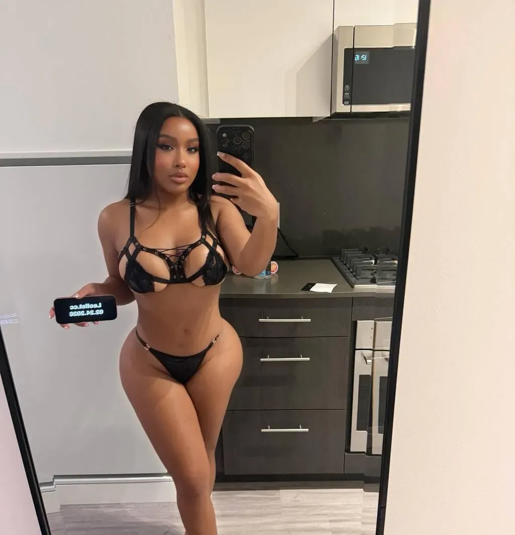 Barrie slutty little barbie girl available profile image